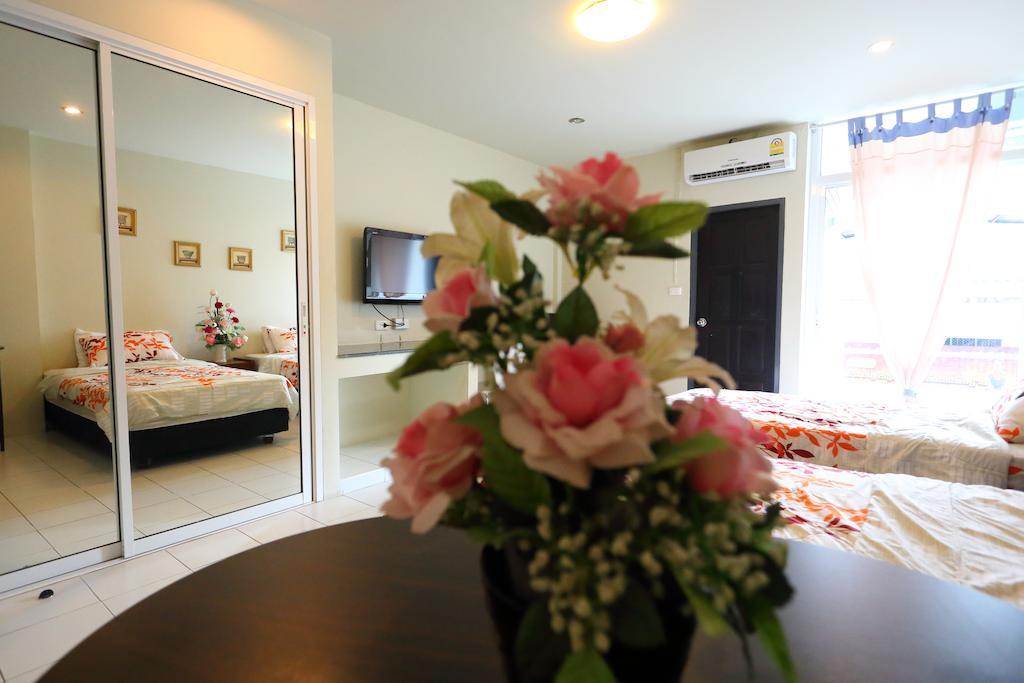 Aparthotel The One Phetchabun Zimmer foto