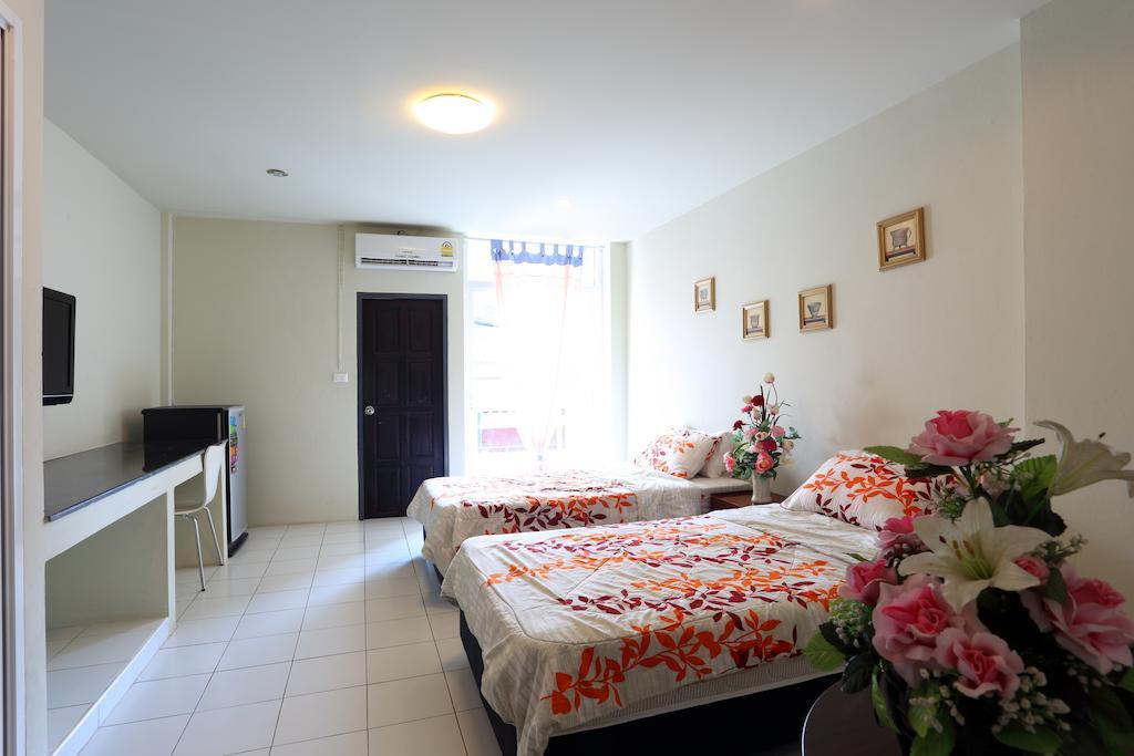 Aparthotel The One Phetchabun Zimmer foto