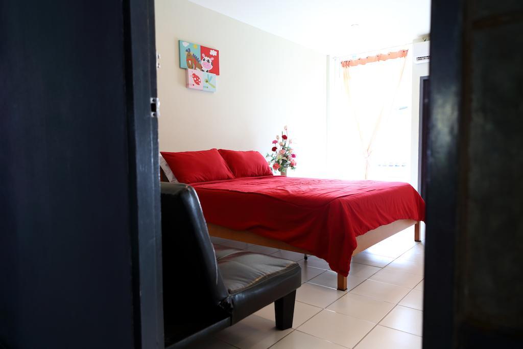 Aparthotel The One Phetchabun Zimmer foto