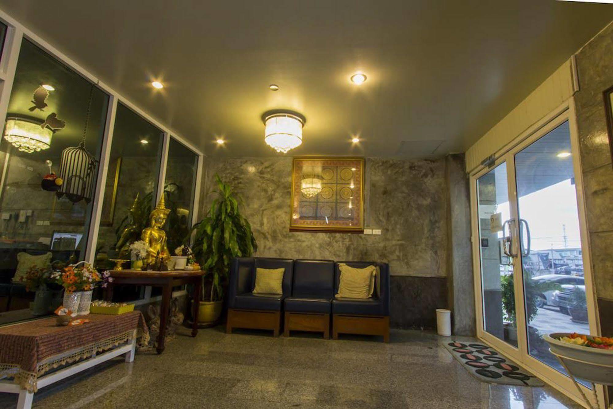 Aparthotel The One Phetchabun Exterior foto